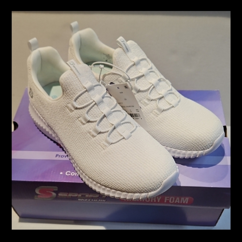 NWT Skechers Women's White Sneakers Size 10 - Picture 2 of 9
